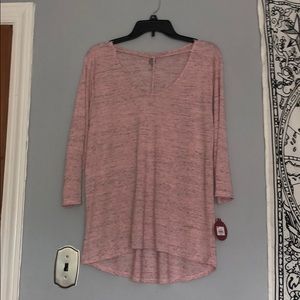 Pink mid sleeve shirt